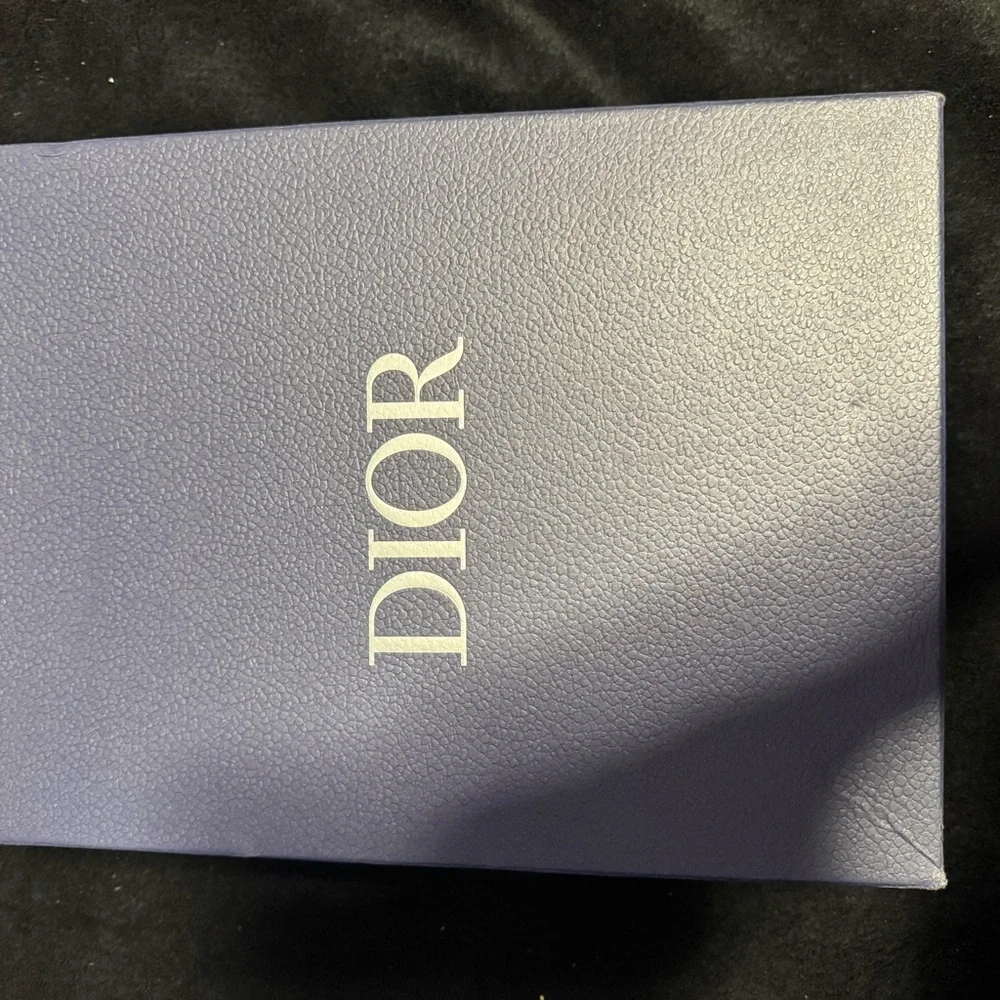 Black Dior B22 with purple/rainbow reflective Details - Picture 6 of 7